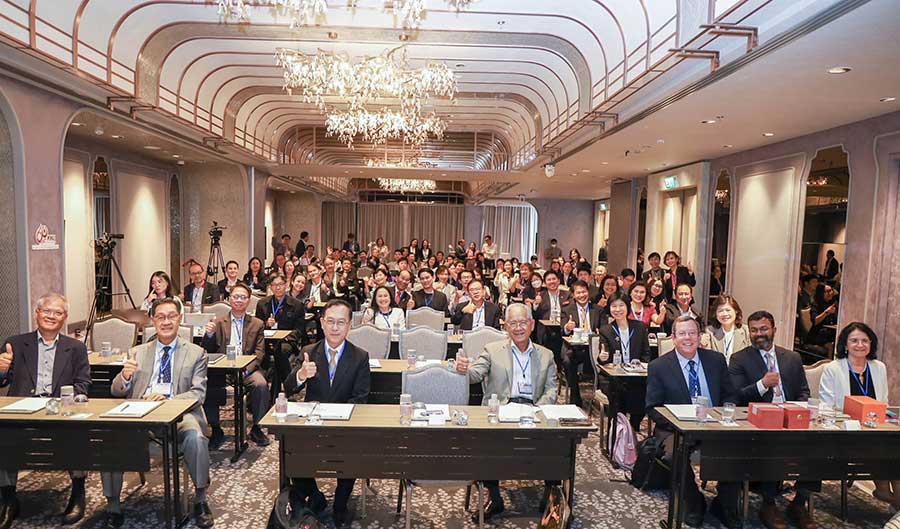 มข. เดินหน้าระดมสมองวางกลยุทธ์ “Education Transformation” ร่วมกับศาสตราจารย์ระดับโลก สู่มหาวิทยาลัยชั้นนำในยุคดิจิทัล