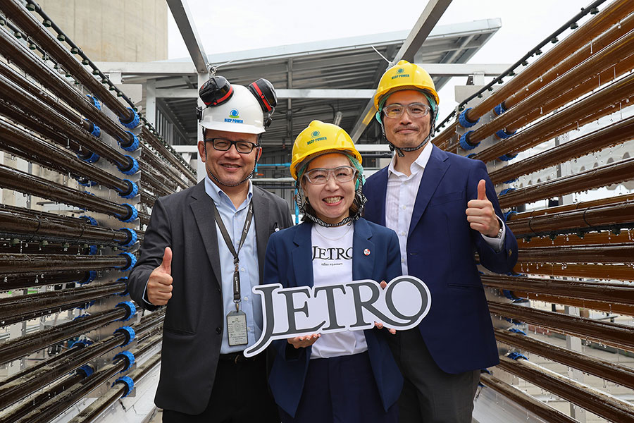 โรงไฟฟ้าบีแอลซีพี เผยโครงการบำบัดก๊าซคาร์บอนไดออกไซด์ด้วยจุลสาหร่ายประสบผลสำเร็จ ล่าสุด เจโทร และ เจร่า ร่วมนำบริษัทชั้นนำจากญี่ปุ่น เยี่ยมชมโครงการฯ